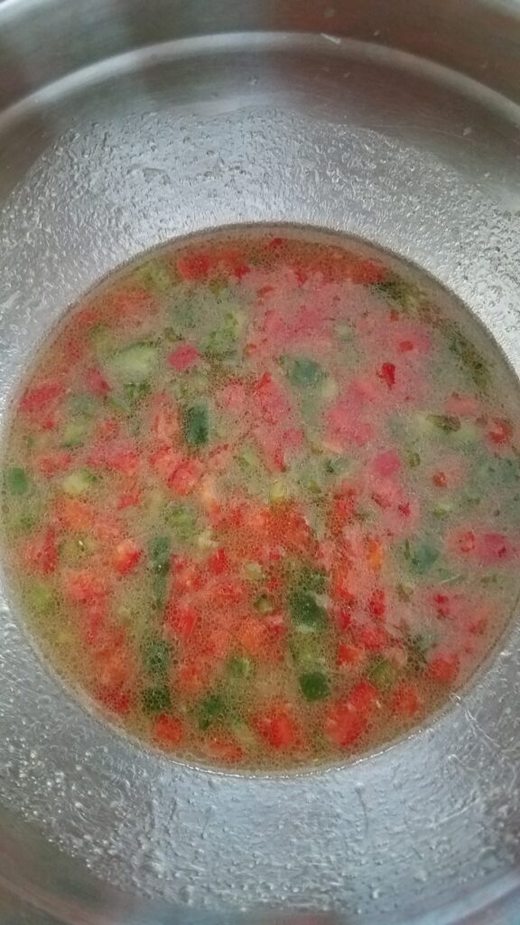 Red & Green Bell Pepper in Lime Juice Blend